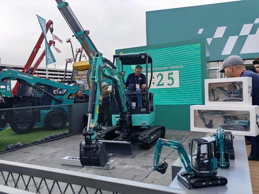 拉展直播 | “狂飙”美国！xingkong星空平台（中国）集团智能向世界展示中国制造硬实力