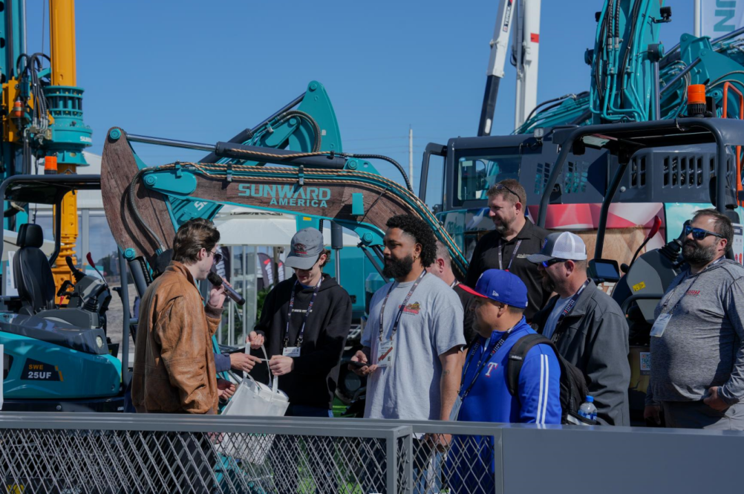 拉展直播 | 推动“中国制造”走向世界!xingkong星空平台(中国)集团智能2023美国拉展圆满收官