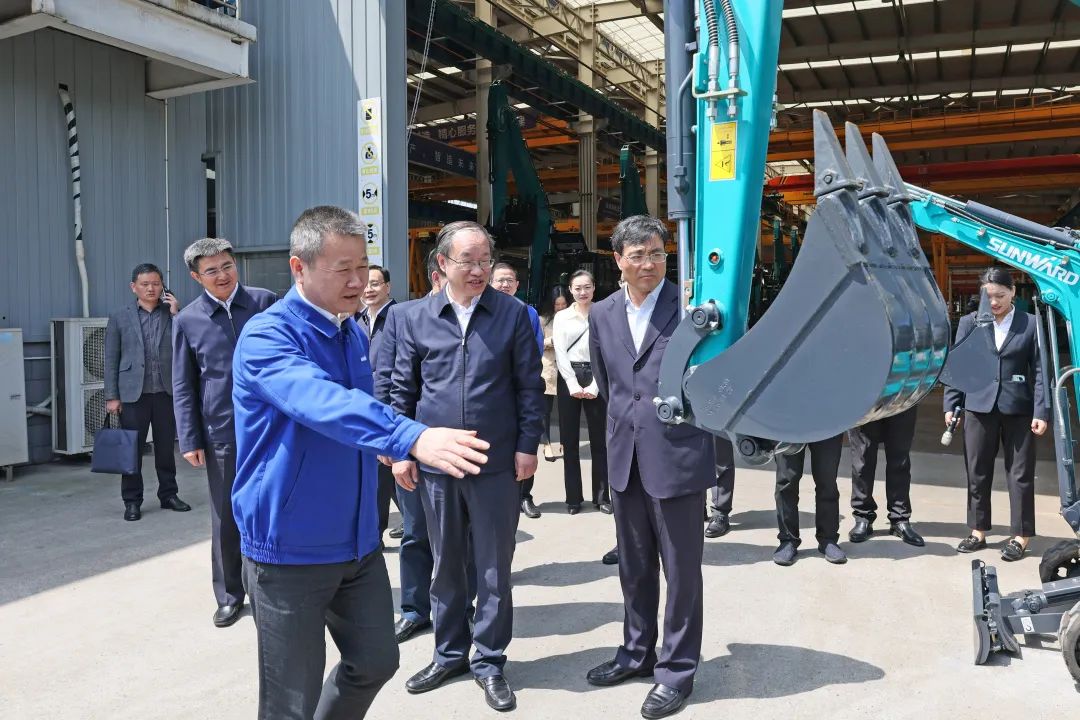 人社部党组成员、副部长俞家栋考察调研xingkong星空平台(中国)集团智能