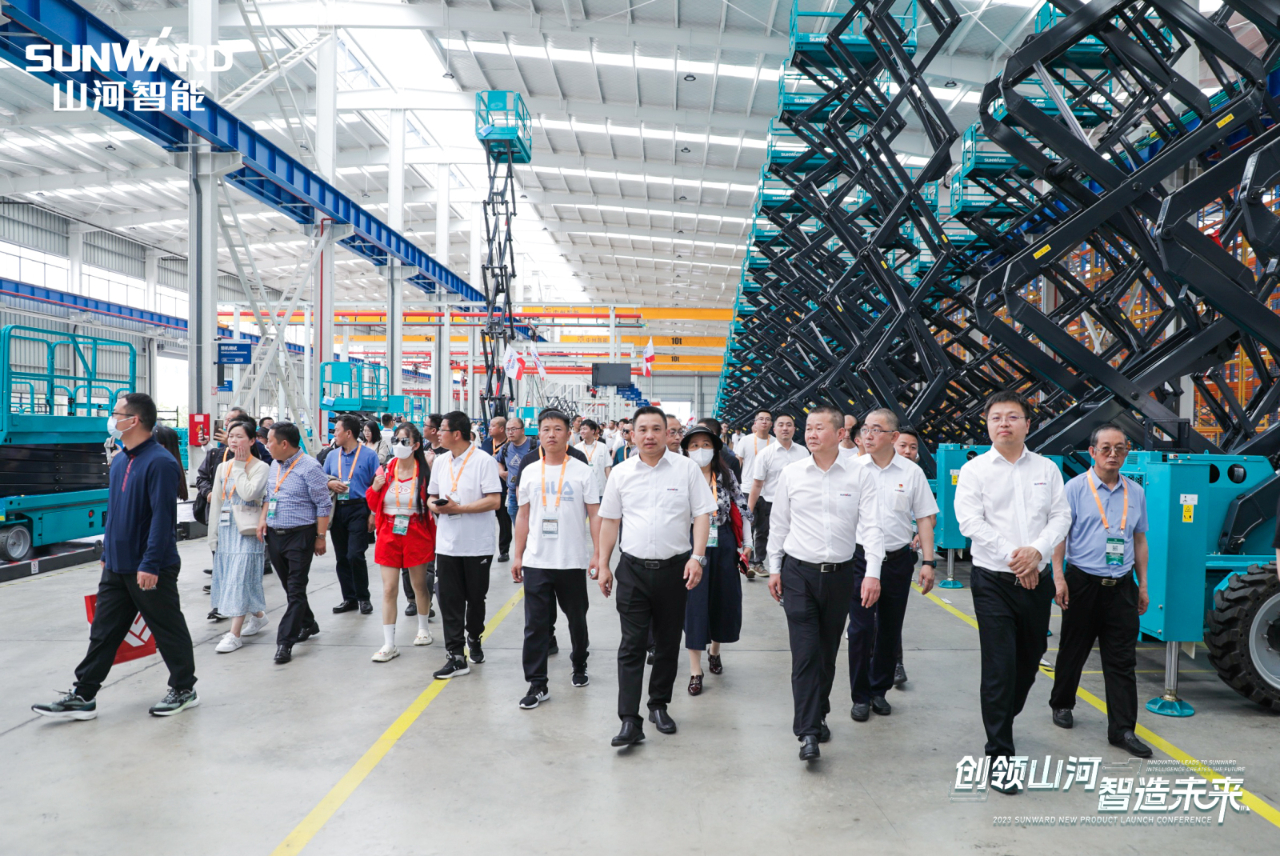 千人齐聚、爆品出击!xingkong星空平台(中国)集团智能新品推介会圆满举办