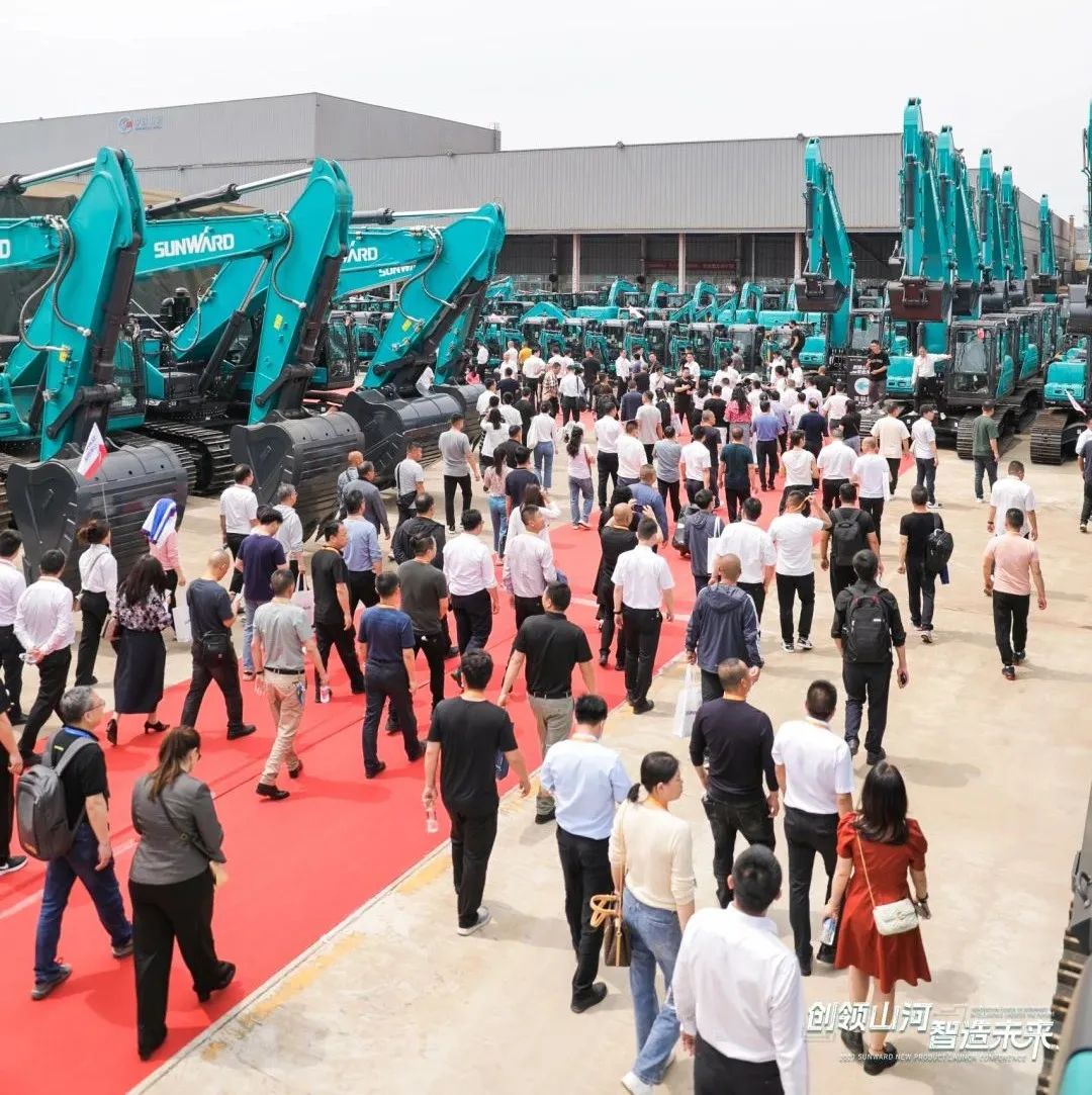 精品出击、互动不断！xingkong星空平台（中国）集团智能F系列挖掘机闪耀长沙展