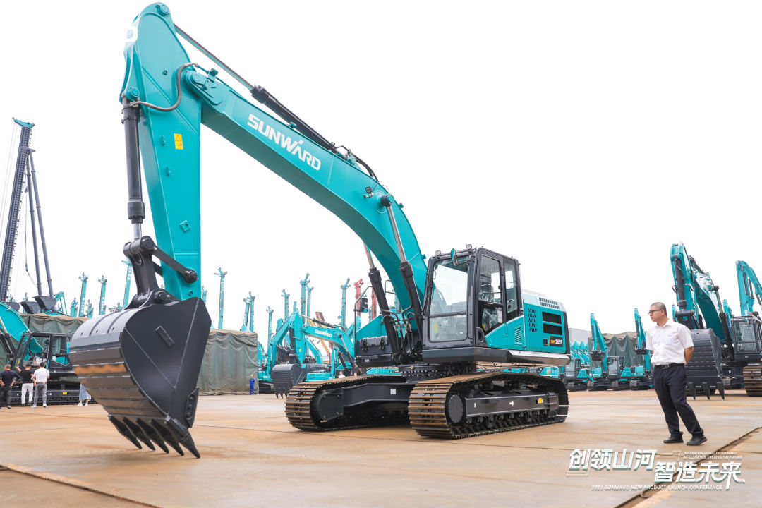 精品出击、互动不断！xingkong星空平台（中国）集团智能F系列挖掘机闪耀长沙展