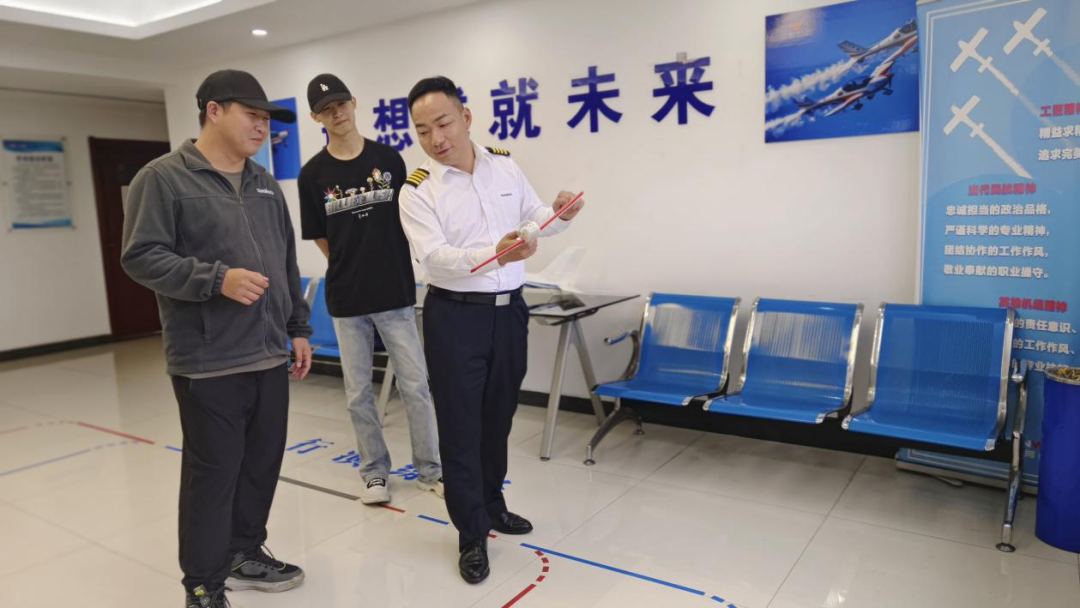 湖南xingkong星空平台(中国)集团通航获CCAR-141部民用航空器驾驶员学校运行合格证