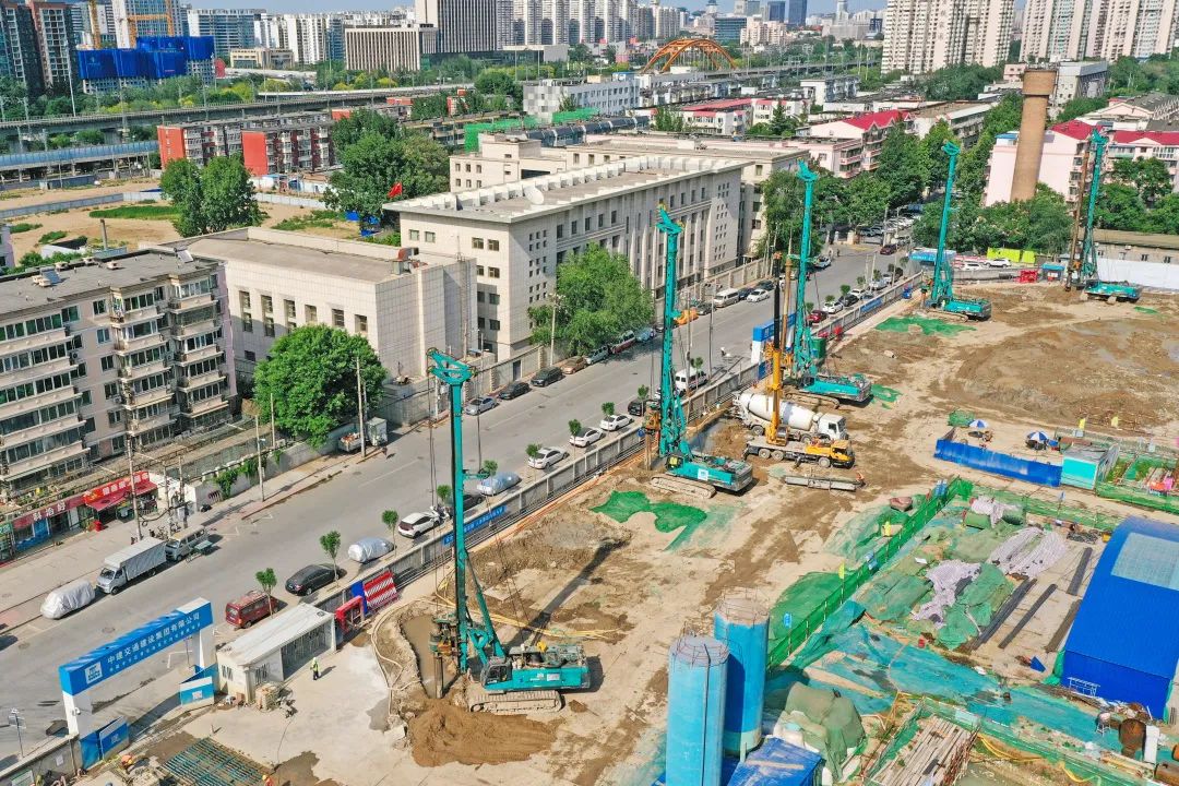 闪耀首都！xingkong星空平台（中国）集团智能旋挖钻机集群助力民生工程