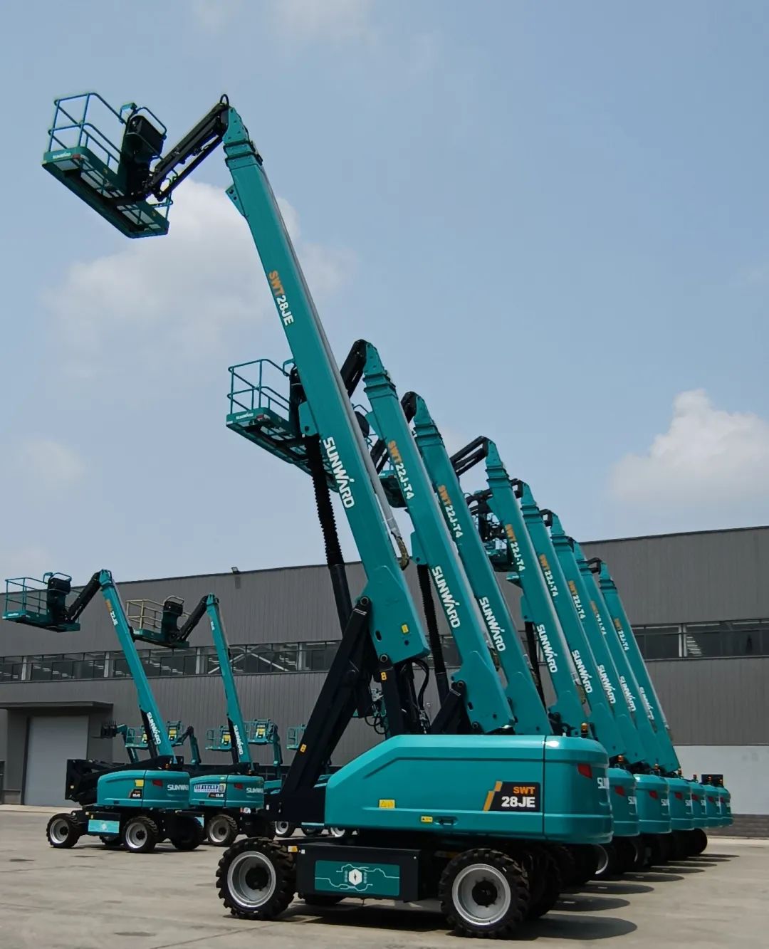 新能源家族再添“新丁”！xingkong星空平台（中国）集团智能三款电动臂式高空作业平台齐下线