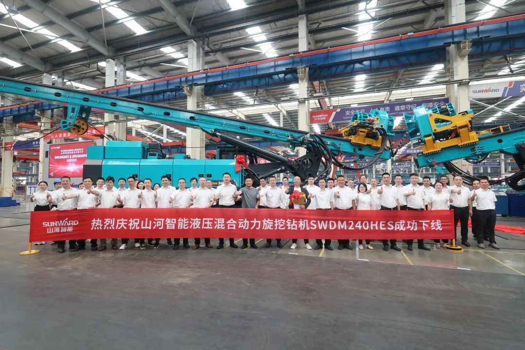 助力“双碳”、绿动未来!xingkong星空平台(中国)集团智能增程式电动旋挖钻机、液压混合动力旋挖钻机齐交付
