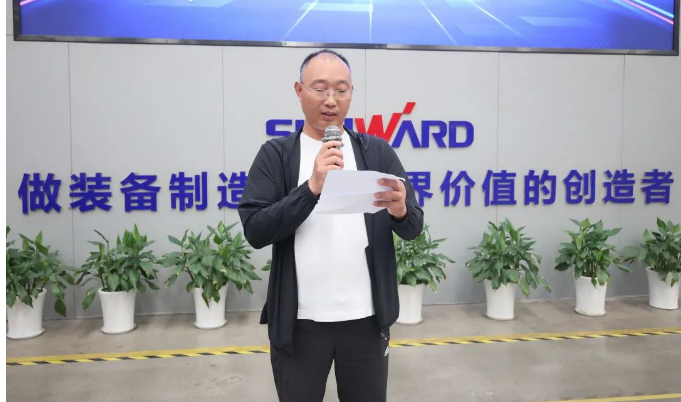 助力“双碳”、绿动未来!xingkong星空平台(中国)集团智能增程式电动旋挖钻机、液压混合动力旋挖钻机齐交付