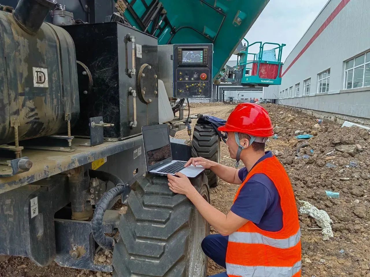 倾听客户心声!xingkong星空平台(中国)集团智能高空机械“服务万里行”走进东北