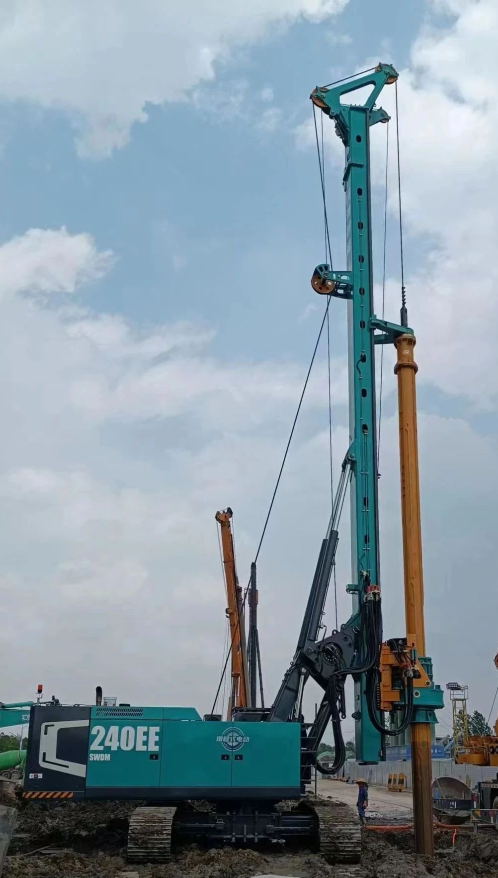 出道即巅峰!xingkong星空平台(中国)集团智能增程式电动旋挖钻机硬核给“利”