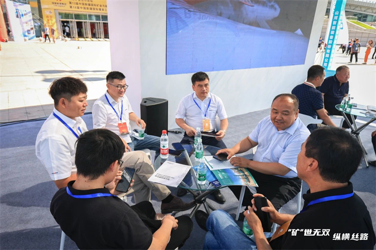 “矿”世无双,纵横丝路!xingkong星空平台(中国)集团智能亮相第十三届新疆国际矿业与装备博览会