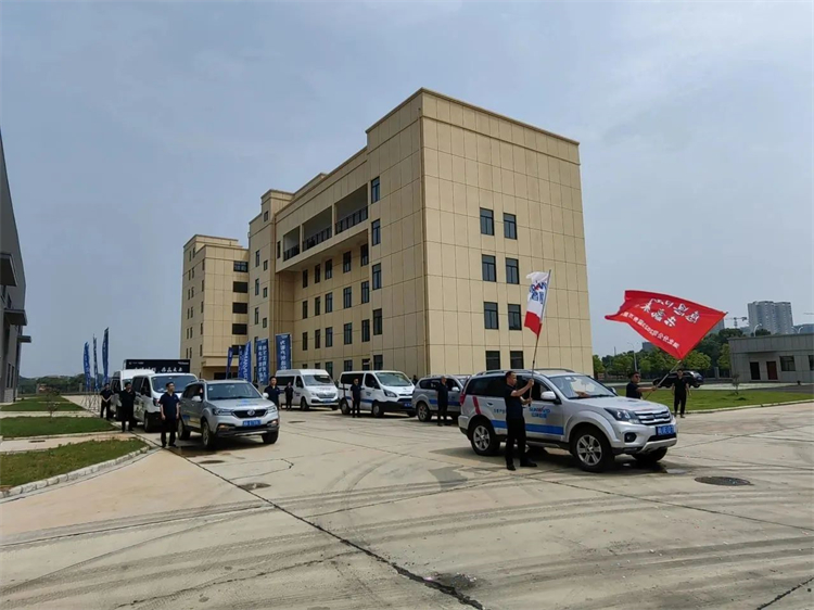 热情似火，服务加码！xingkong星空平台（中国）集团智能基础装备服务万里行为您保驾护航