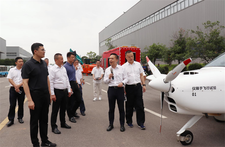 国家应急管理部救援协调和预案管理局副局长颜彬一行调研xingkong星空平台（中国）集团智能