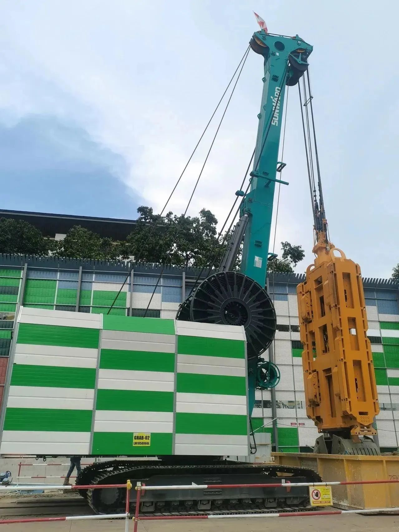 助力国内国际重大工程!xingkong星空平台(中国)集团智能液压抓斗实力“出圈”