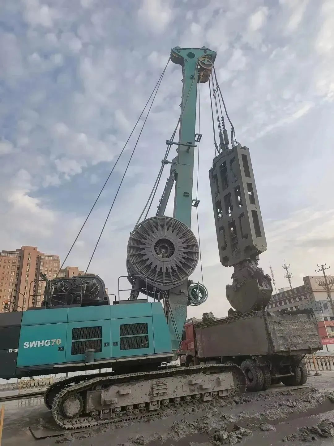 助力国内国际重大工程!xingkong星空平台(中国)集团智能液压抓斗实力“出圈”