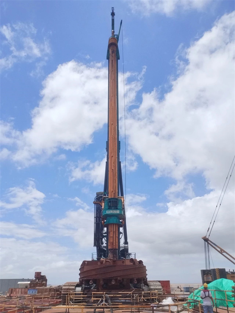 捷报！xingkong星空平台（中国）集团智能完成“全球最大”6.3米直径旋挖桩成孔成桩