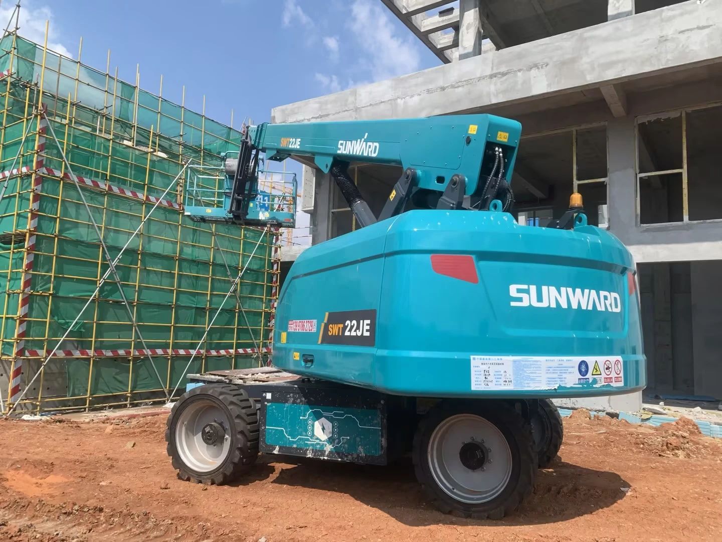 实力上新！xingkong星空平台（中国）集团智能电动直臂高空作业平台进军华中市场