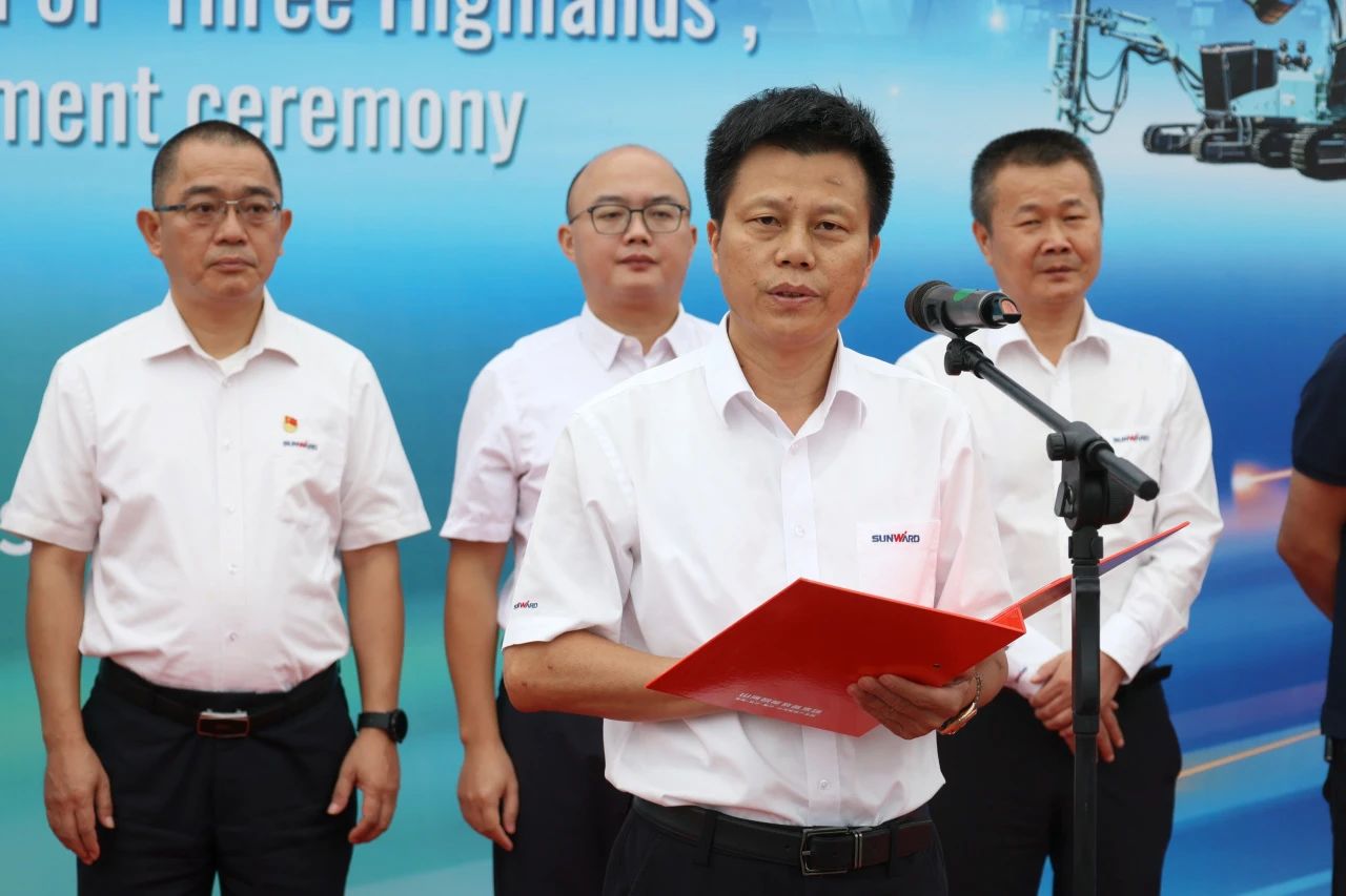 持续进军国际市场！xingkong星空平台（中国）集团智能近百台设备集中发货