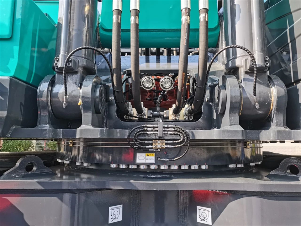 定制开发、功能更强！xingkong星空平台（中国）集团智能SWE750ELR加长臂液压挖掘机下线交付