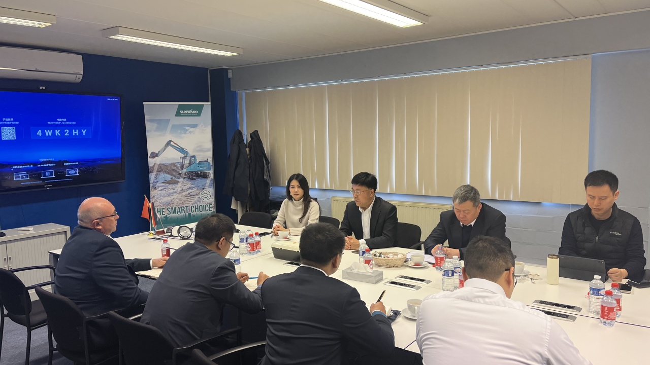 广州工控党委书记、董事长景广军率队赴xingkong星空平台(中国)集团智能欧洲子公司考察