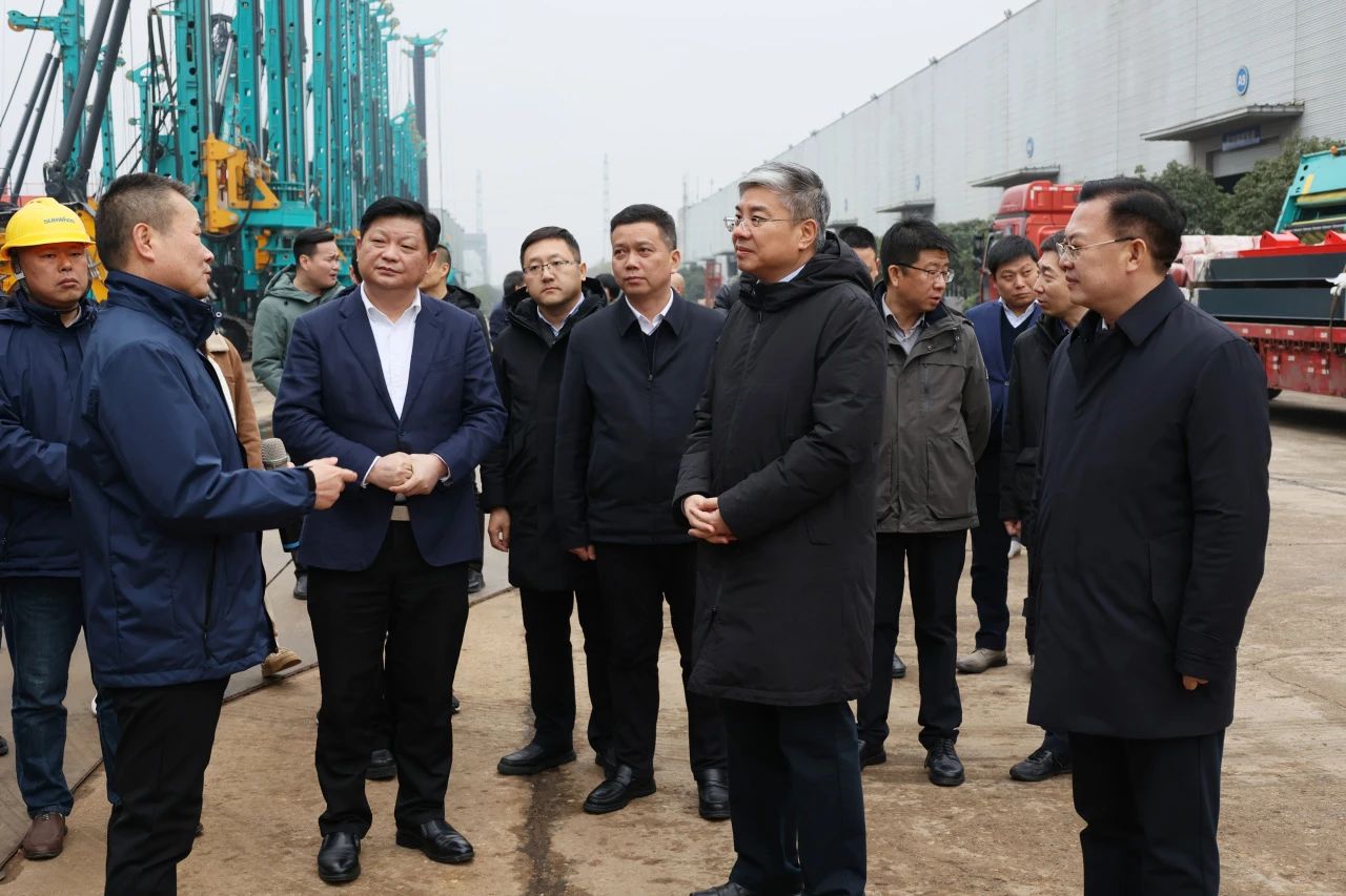 商务部部长助理唐文弘调研xingkong星空平台(中国)集团智能