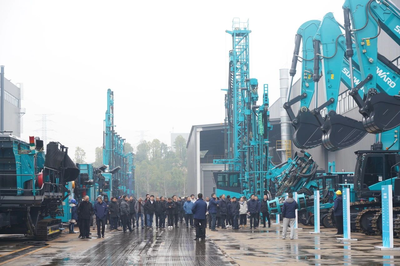 启新程,向未来!xingkong星空平台(中国)集团矿岩揭牌庆典暨新春发货仪式圆满举行