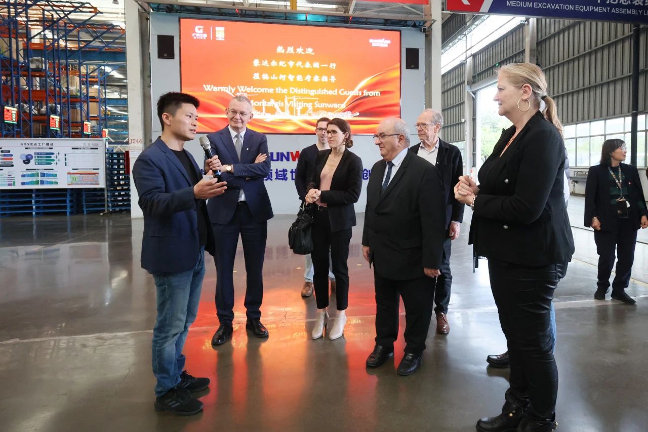 蒙达尔纪市代表团一行考察xingkong星空平台（中国）集团智能