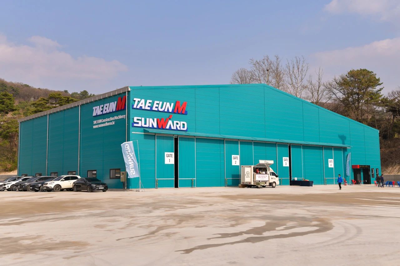 xingkong星空平台（中国）集团韩国保障中心开业庆典暨“xingkong星空平台（中国）集团杯”高尔夫球赛圆满举行