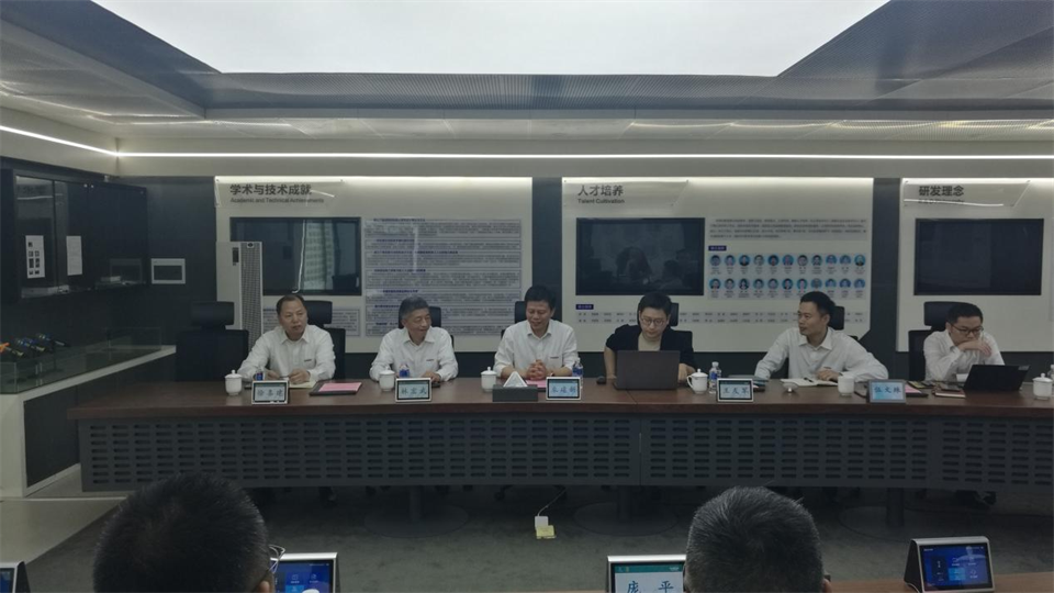 国家油气田井控应急救援川庆队庞平一行调研xingkong星空平台（中国）集团智能