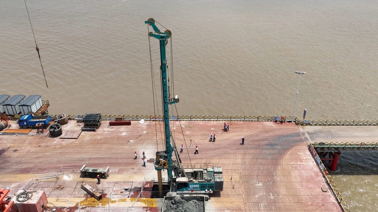 先导式创新，再推电动新品！xingkong星空平台（中国）集团智能SWDM520EE增程式旋挖钻机推介会成功举办