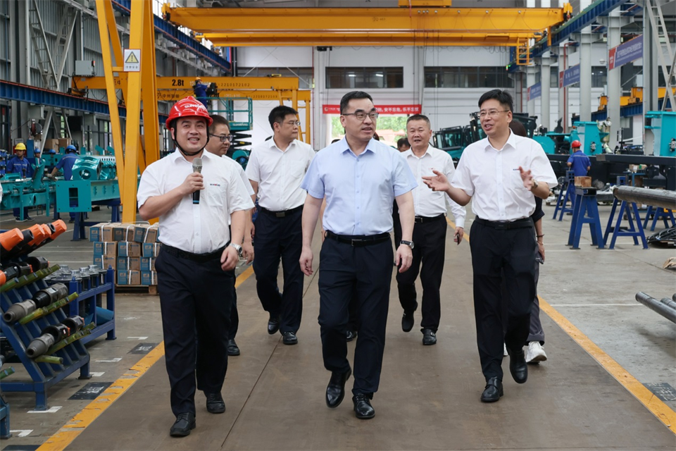 广州工控集团总经理王福铸调研xingkong星空平台（中国）集团智能生产经营工作