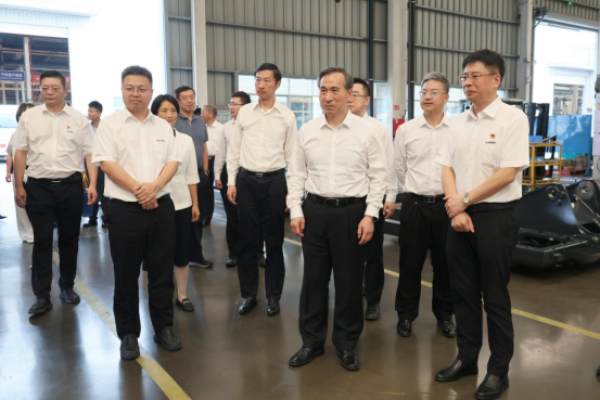 中国贸促会会长任鸿斌调研xingkong星空平台（中国）集团智能