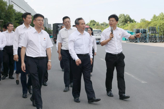 中国贸促会会长任鸿斌调研xingkong星空平台（中国）集团智能