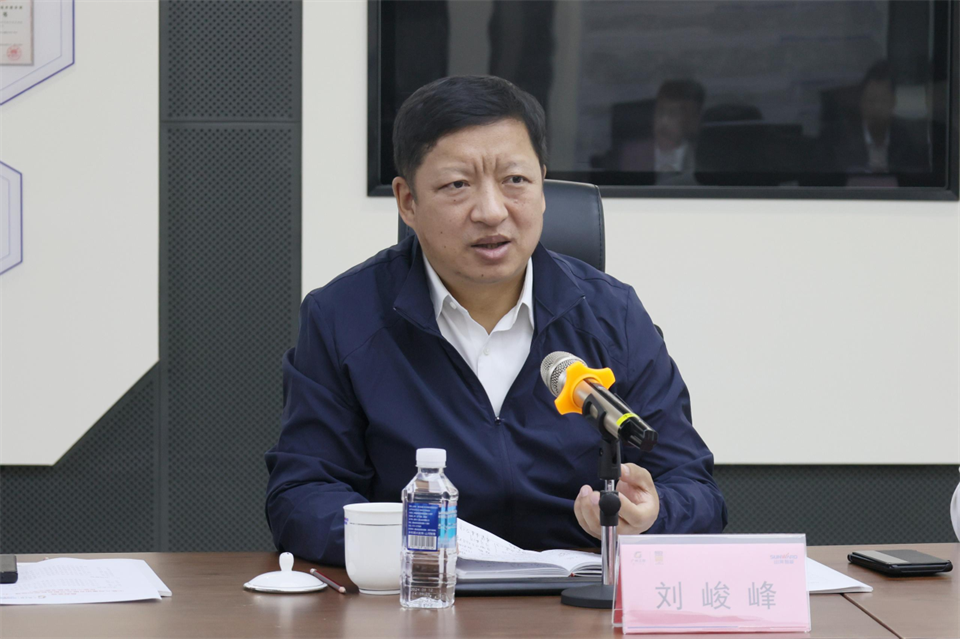 同船出海，共赢未来！中铁九局副总经理刘峻峰一行到访xingkong星空平台（中国）集团智能