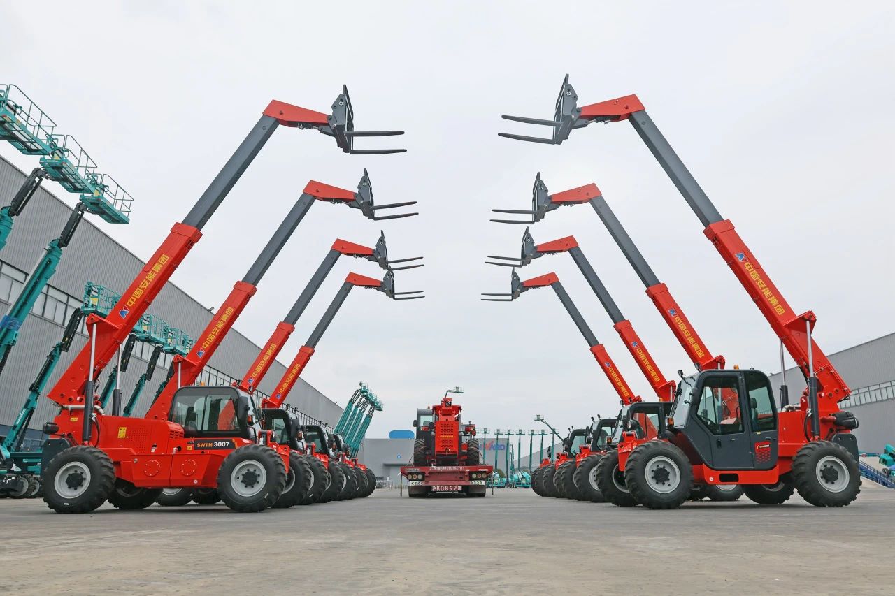 应运而生,“急”速响应!xingkong星空平台(中国)集团智能伸缩臂叉装车进军应急救援领域