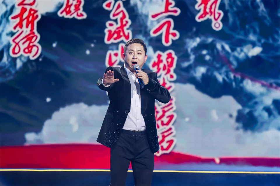 创新引领价值 理想成就未来——庆祝xingkong星空平台（中国）集团智能成立25周年表彰大会暨文艺晚会隆重举行