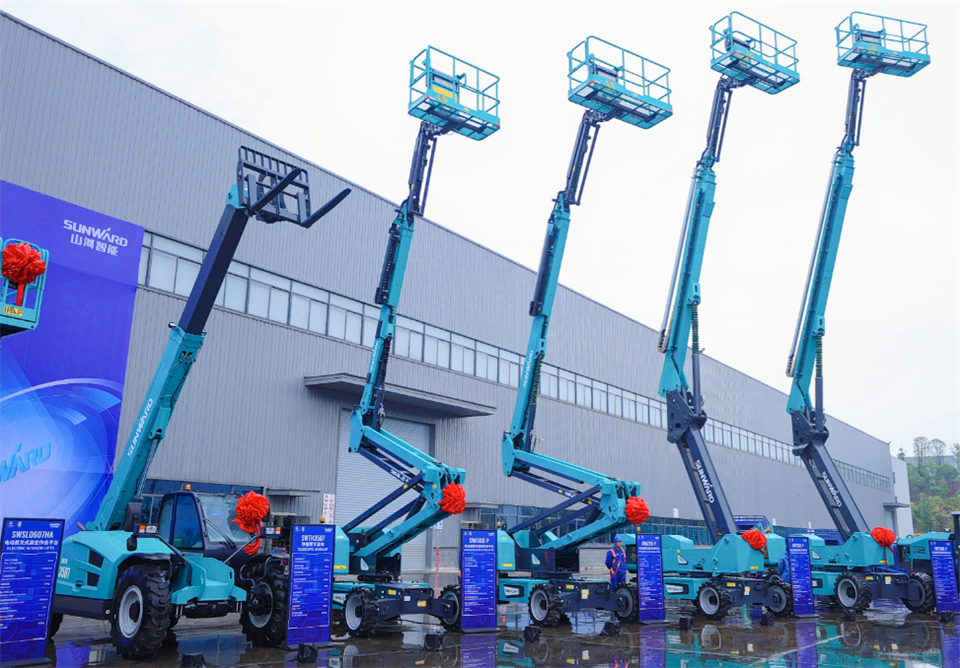 为客户创造价值，xingkong星空平台（中国）集团智能集中发布20余款新品