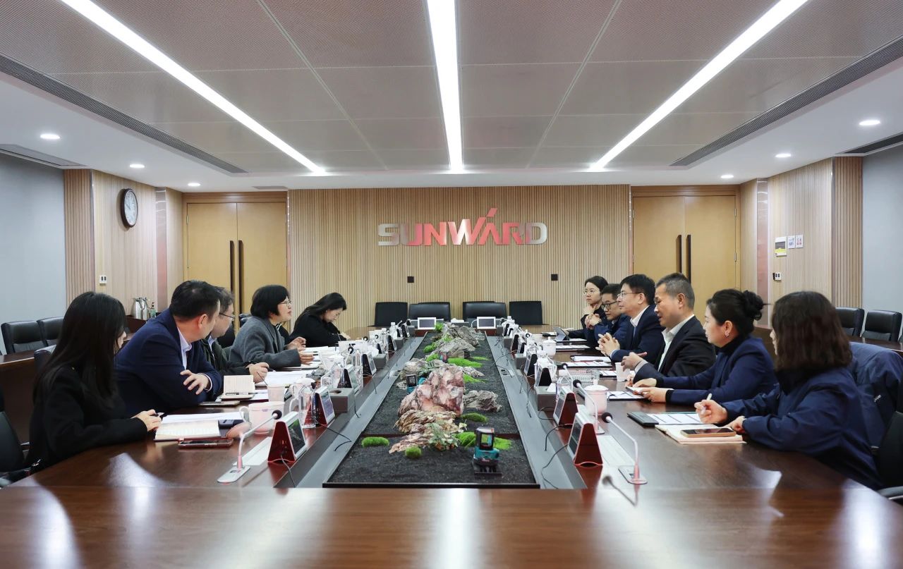 深化合作 共促出海——中国信保湖南分公司到访xingkong星空平台（中国）集团智能