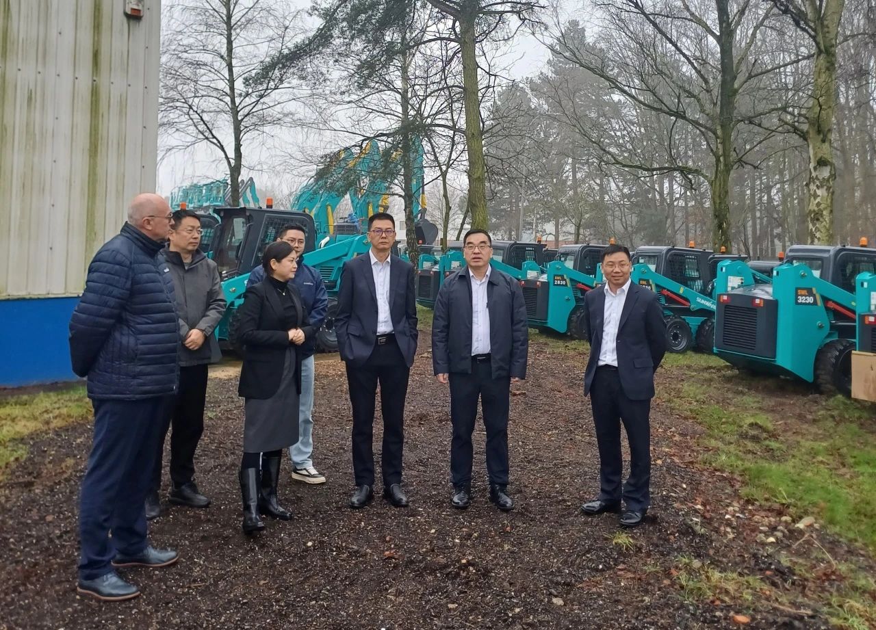 广州工控集团总经理王福铸率队考察xingkong星空平台（中国）集团智能欧洲子公司