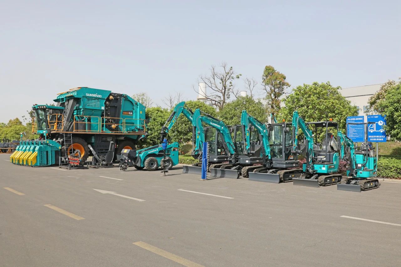 李纪恒调研xingkong星空平台（中国）集团智能