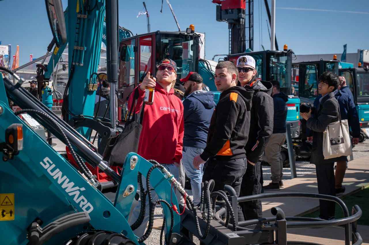 xingkong星空平台（中国）集团智能董事长付向东：以绿色智造与全球战略解锁中国工程机械的进阶密码
