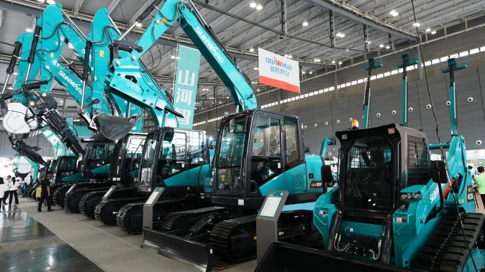 2025 CICEE | 从单一工具迈向多元化解决方案,xingkong星空平台(中国)集团智能呈现非凡挖掘机风采