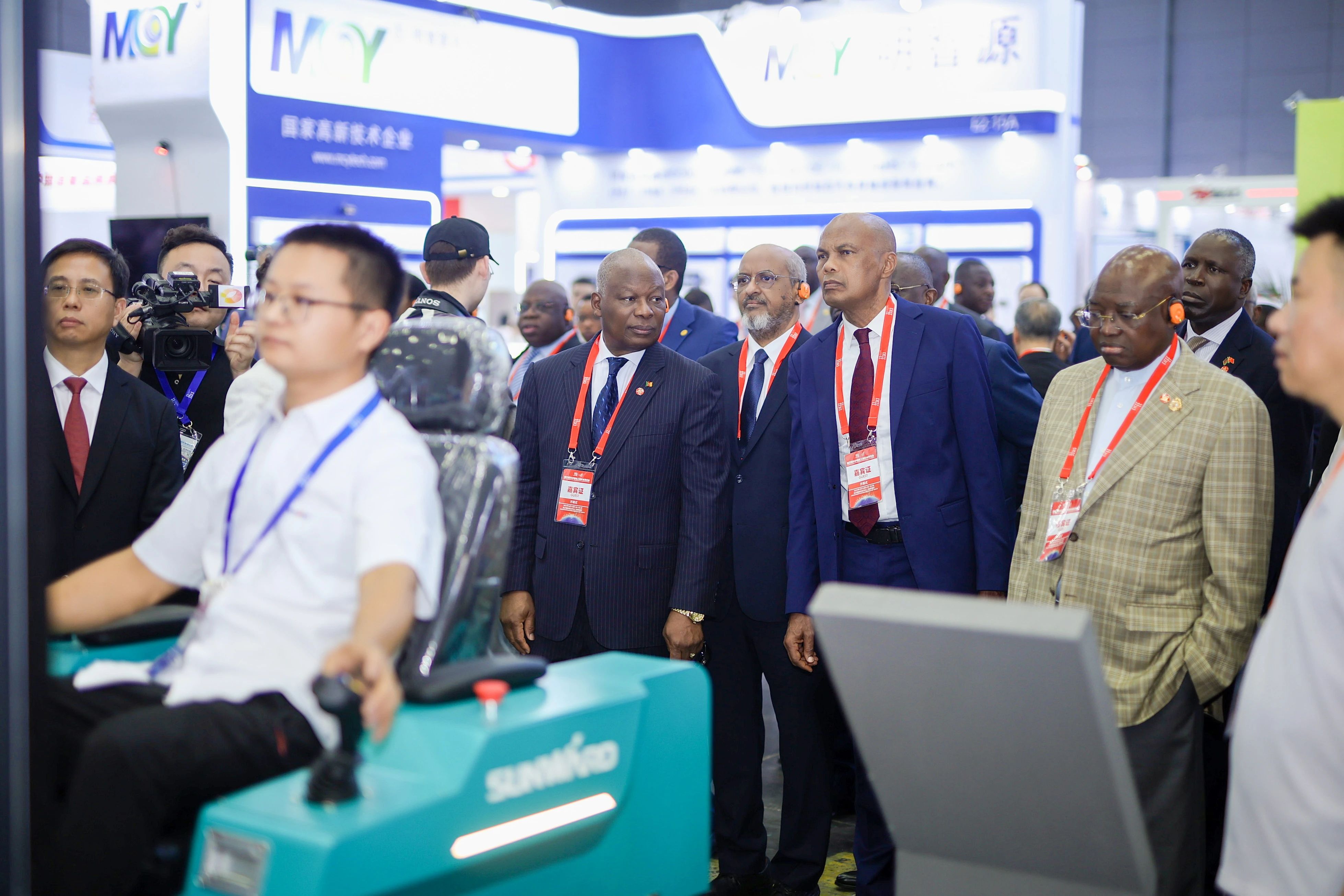 2025 CICEE | 圆满收官!xingkong星空平台(中国)集团智能展区亮点精彩回顾