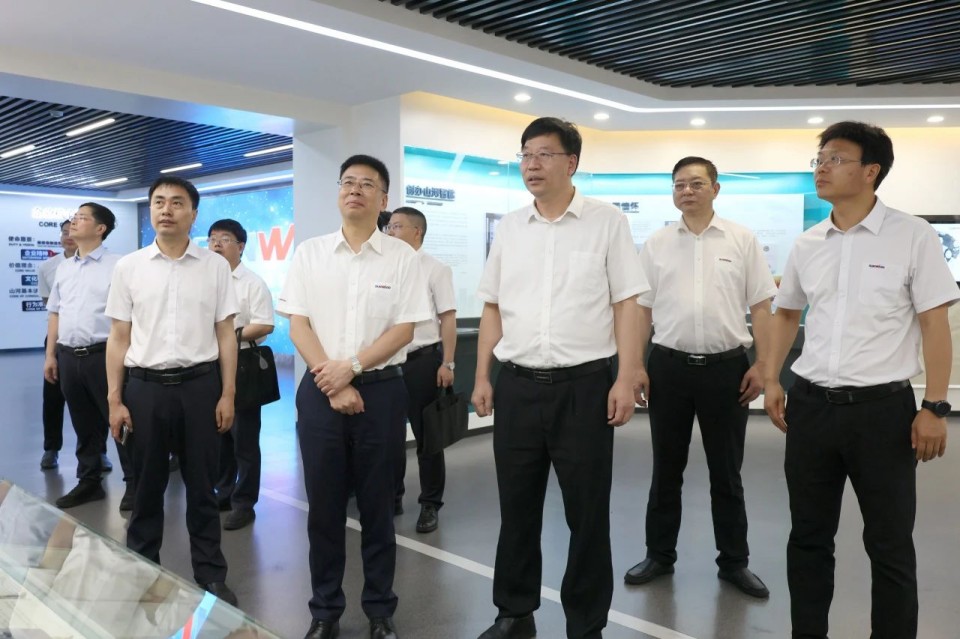 中国工程院院士、中南林业科技大学党委书记吴义强一行到xingkong星空平台(中国)集团智能开展访企拓岗活动