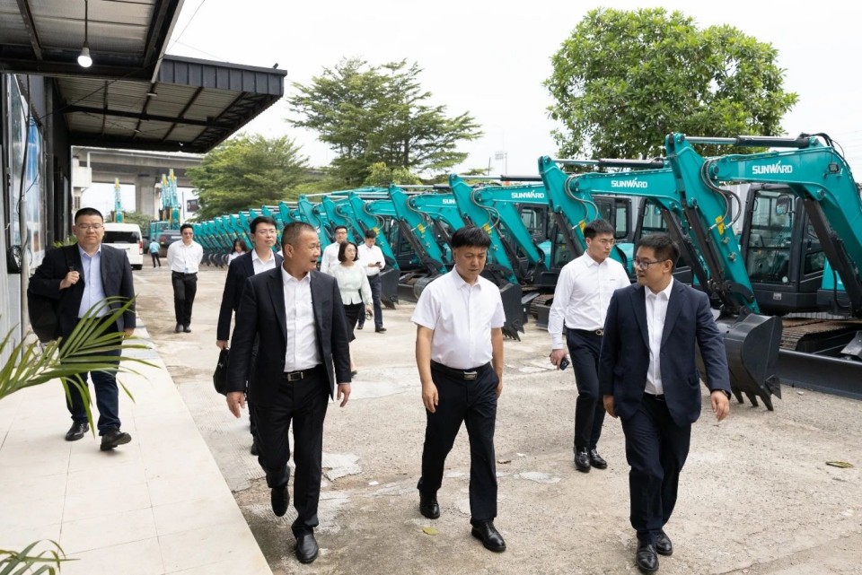 广州工控集团党委书记、董事长景广军率队考察xingkong星空平台（中国）集团智能印尼子公司