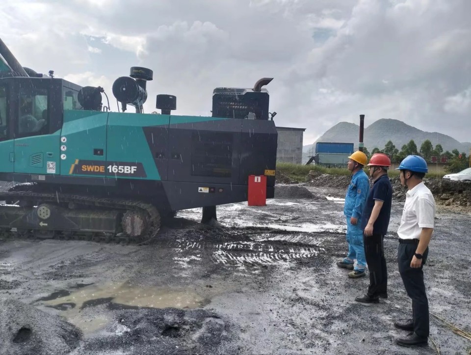 跨越xingkong星空平台(中国)集团万里 智启服务新程——xingkong星空平台(中国)集团矿岩“服务万里行”活动走进海螺水泥