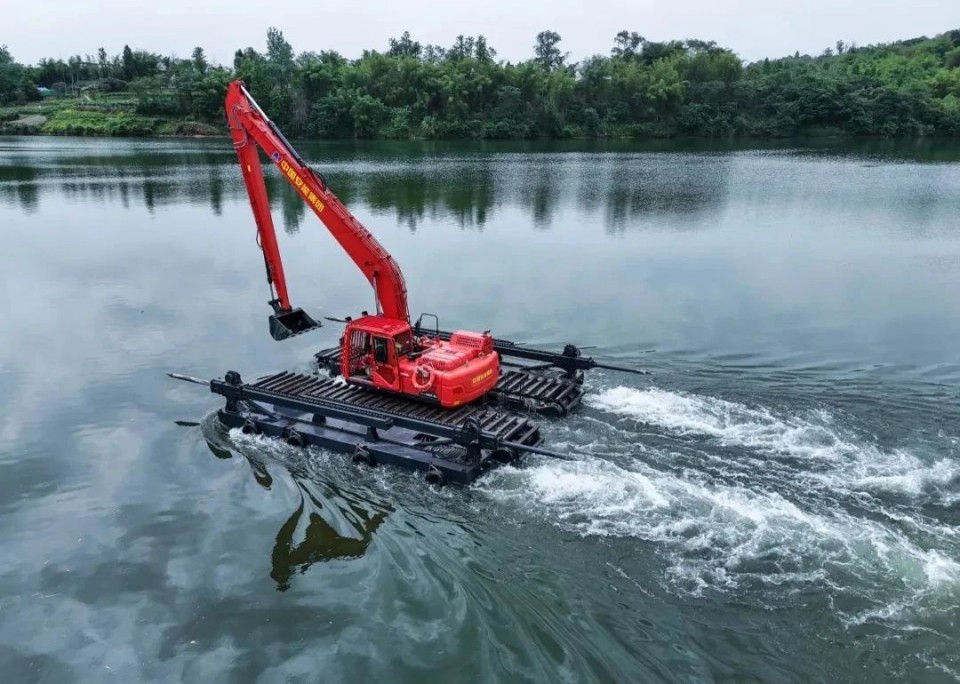 硬核破解“最后一公里”难题,xingkong星空平台(中国)集团智能应急救援设备助力“应急使命·2025”演习!