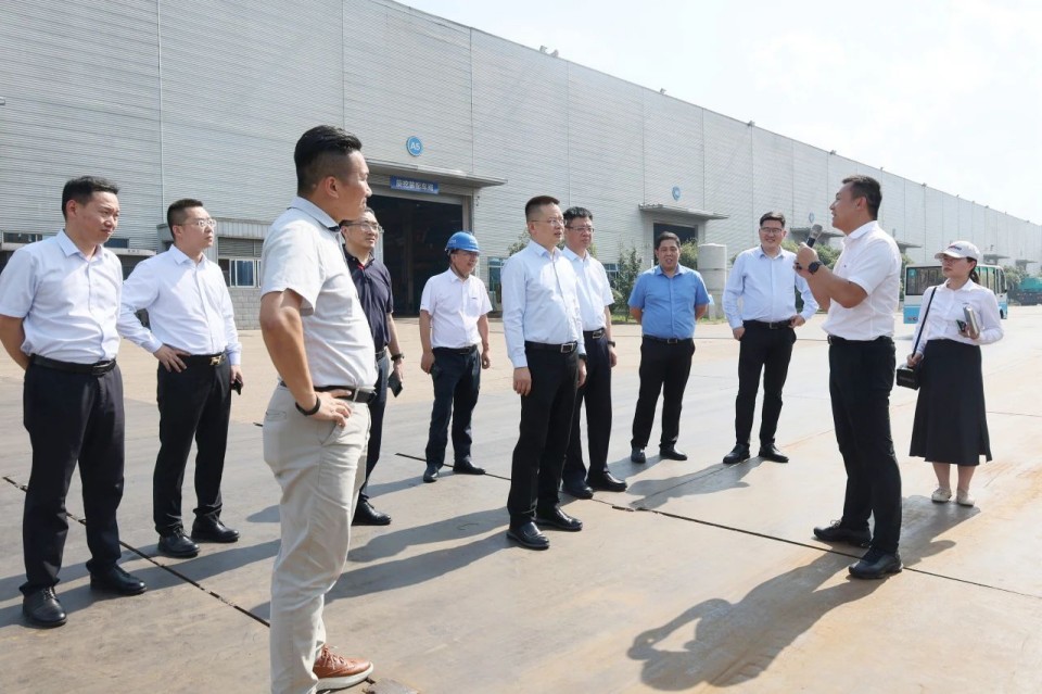 共商合作，建华控股有限公司董事长汪贵华到访xingkong星空平台（中国）集团智能