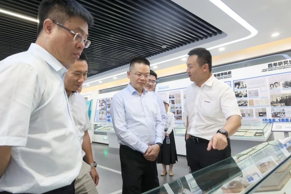 共商合作，建华控股有限公司董事长汪贵华到访xingkong星空平台（中国）集团智能