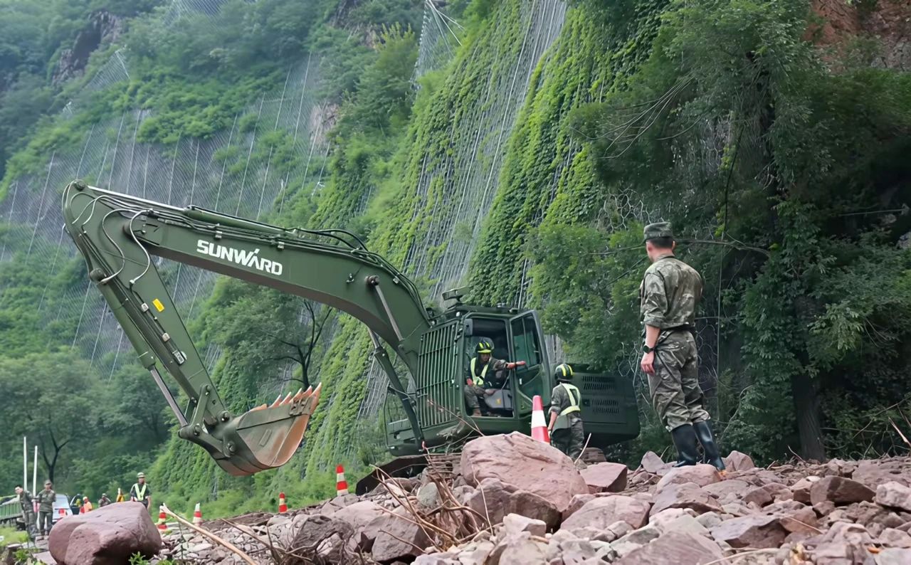 关注！xingkong星空平台（中国）集团智能应急救援装备助力武警冲锋北京暴雨抢险救灾一线！
