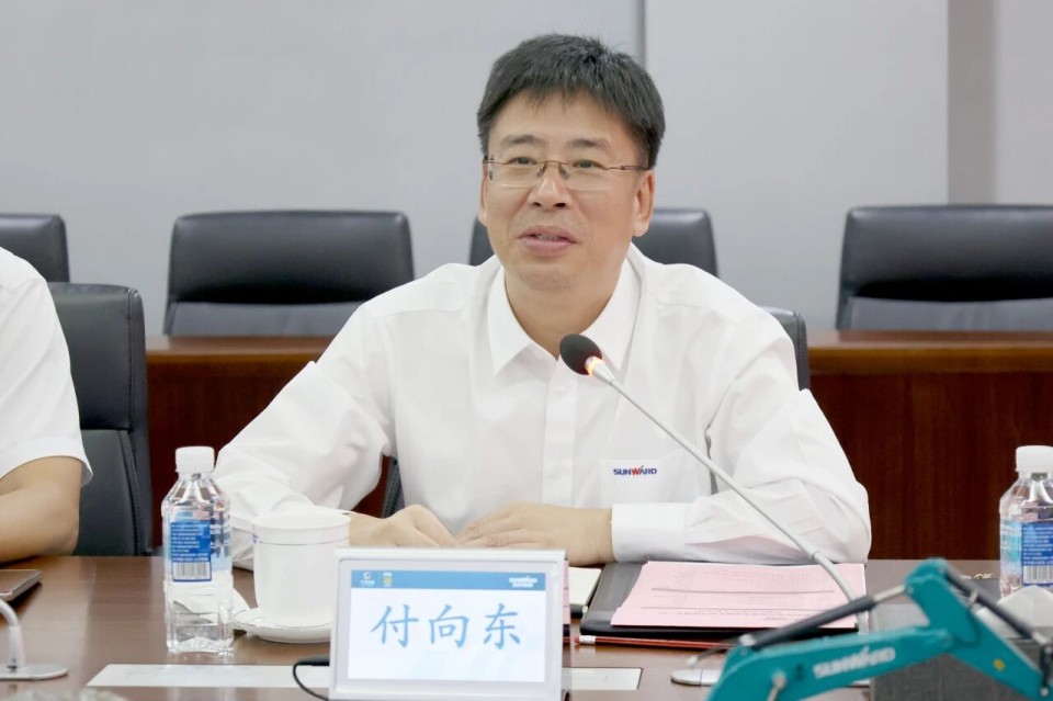 中国煤炭地质总局局长马刚到访xingkong星空平台(中国)集团智能,共谋绿色智能矿山装备发展新路径